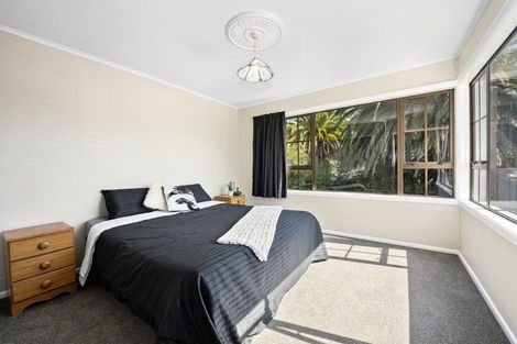 Photo of property in 414 Stokes Valley Road, Stokes Valley, Lower Hutt, 5019