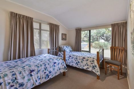 Photo of property in 1/15 Roys Road, Weymouth, Auckland, 2103