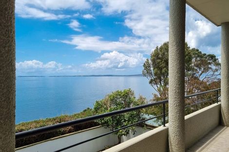 Photo of property in 119 Churchill Road, Rothesay Bay, Auckland, 0630