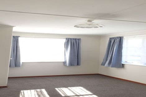 Photo of property in 1/50 Dyer Street, Epuni, Lower Hutt, 5011