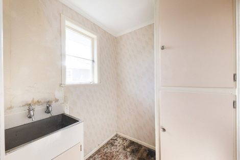 Photo of property in 181 Tremaine Avenue, Westbrook, Palmerston North, 4412