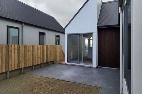 Photo of property in 17 Lemonwood Way, Woodridge, Wellington, 6037