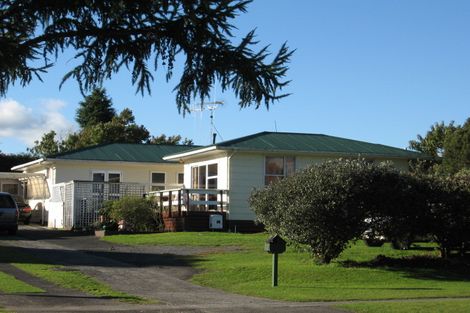 Photo of property in 210 Balmoral Drive, Tokoroa, 3420