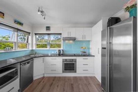 Photo of property in 319 Don Buck Road, Massey, Auckland, 0614
