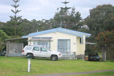Photo of property in 111 Manuka Place, Matarangi, Whitianga, 3592
