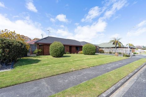 Photo of property in 74 Cedar Drive, Paraparaumu Beach, Paraparaumu, 5032
