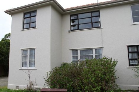 Photo of property in 553 Featherston Street, Roslyn, Palmerston North, 4414