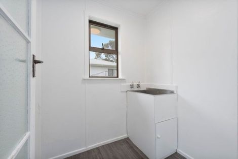 Photo of property in 50 Barrys Road, Glendene, Auckland, 0602