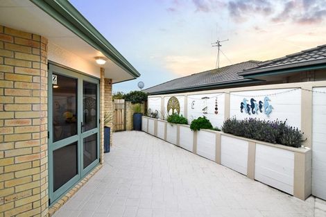 Photo of property in 7 Denny Hulme Drive, Mount Maunganui, 3116