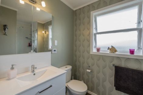 Photo of property in 13 Burn Street, Levin, 5510