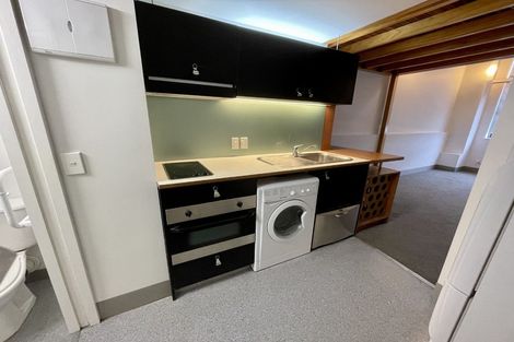 Photo of property in Urbane Apartments, 27/29 Webb Street, Mount Cook, Wellington, 6011