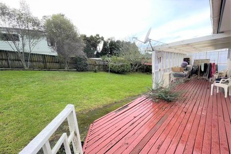 Photo of property in 90 Oreil Avenue, West Harbour, Auckland, 0618