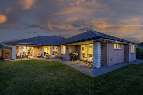 Photo of property in 15 Sutherland Drive, Kaiapoi, 7630