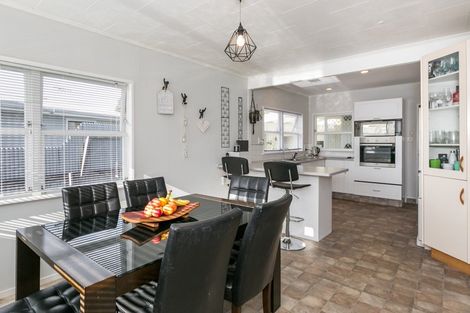 Photo of property in 116 Harold Holt Avenue, Pirimai, Napier, 4112