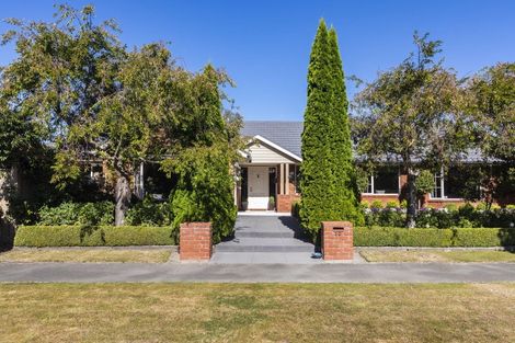 Photo of property in 10 Willowview Drive, Redwood, Christchurch, 8051