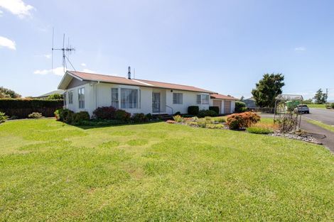 Photo of property in 11 Mcclean Place, Ngatea, 3503