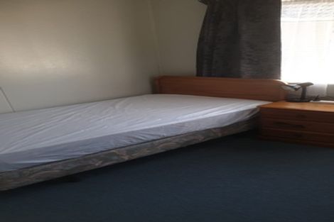 Photo of property in 19 Monowai Road, Johnsonville, Wellington, 6037