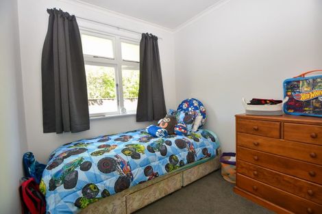 Photo of property in 17 Dixon Street, Carterton, 5713