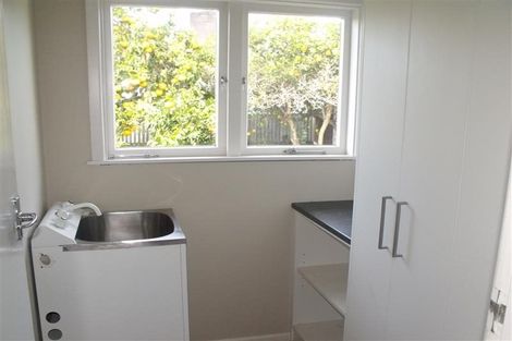 Photo of property in 7 Upham Street, Havelock North, 4130