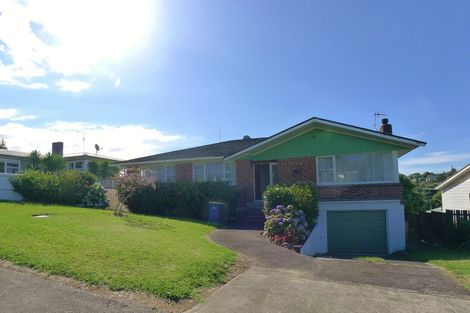 Photo of property in 58 Marlborough Avenue, Glenfield, Auckland, 0629