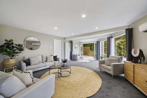 Photo of property in 51 Harbour View Road, Northland, Wellington, 6012