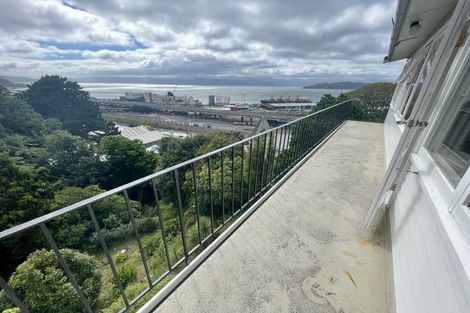 Photo of property in 3/20 Grosvenor Terrace, Wadestown, Wellington, 6012