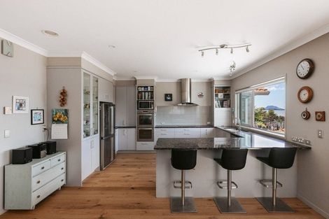 Photo of property in 109 Harbour View Road, Omokoroa, 3114