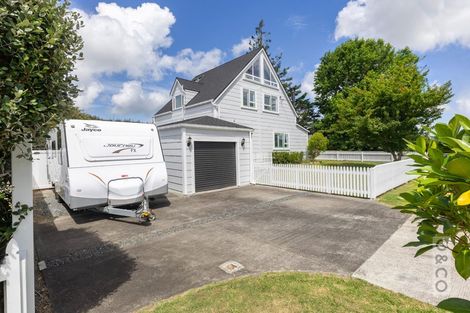 Photo of property in 55 Kaipara Portage Road, Riverhead, 0820