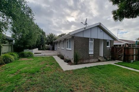 Photo of property in 2a Curzon Place, Parklands, Christchurch, 8083