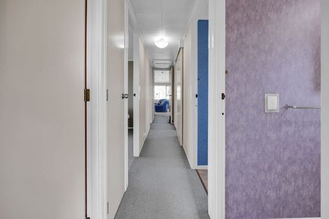 Photo of property in 77 Patu-kukupa Street, Manaia, 4612