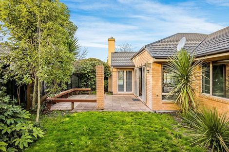 Photo of property in 2 Tanu Place, Parklands, Christchurch, 8083