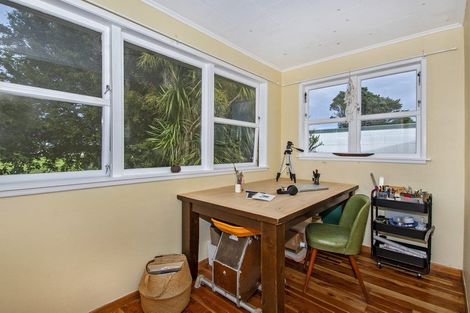 Photo of property in 23 The Centre, Waipu, 0510