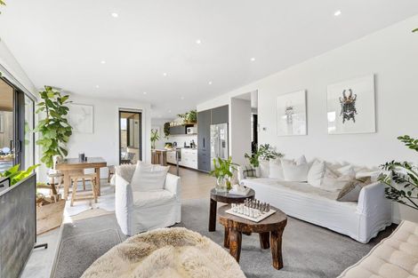 Photo of property in 26 Stackbrae Avenue, Wanaka, 9305