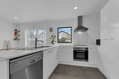 Photo of property in St Claire Village, 56/172 Mcleod Road, Te Atatu South, Auckland, 0610