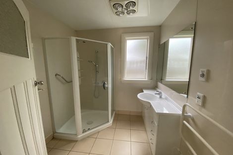 Photo of property in 17 Euston Street, Riccarton, Christchurch, 8041