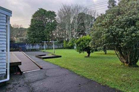Photo of property in 111 Glenpark Avenue, Frankleigh Park, New Plymouth, 4310