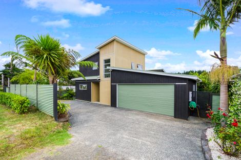 Photo of property in 43 Mcentee Road, Waitakere, Auckland, 0816