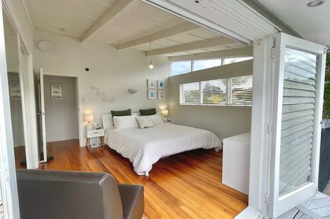 Photo of property in 1/47 Selwyn Crescent, Forrest Hill, Auckland, 0620