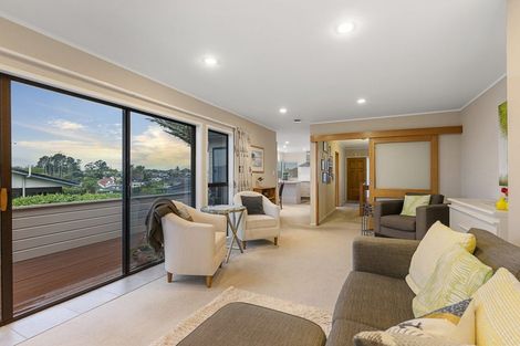 Photo of property in 2/28 Mark Edward Drive, Half Moon Bay, Auckland, 2012