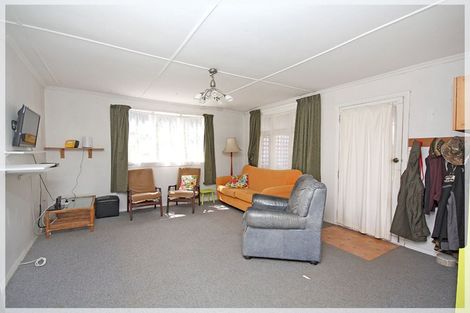 Photo of property in 12 Nelson Street, Foxton Beach, Foxton, 4815