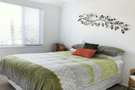 Photo of property in 21 Amsharlo Drive, Kerikeri, 0230