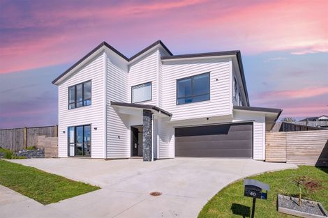 Photo of property in 40 Takurua Terrace, Orewa, 0931