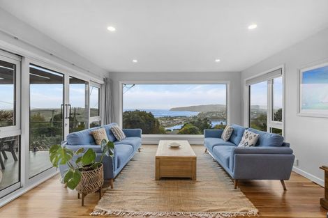 Photo of property in 92 Kahu Road, Paremata, Porirua, 5024