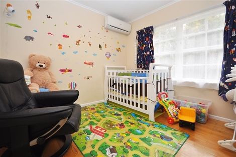 Photo of property in 53 Beechdale Crescent, Pakuranga Heights, Auckland, 2010