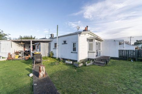 Photo of property in 100 Pembroke Street, Carterton, 5713