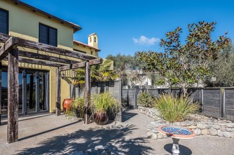 Photo of property in 9 Shearwater Rise, Paraparaumu Beach, Paraparaumu, 5032