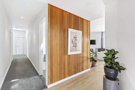 Photo of property in 26 Stackbrae Avenue, Wanaka, 9305