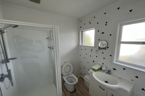 Photo of property in 1/167 Forrest Hill Road, Forrest Hill, Auckland, 0620