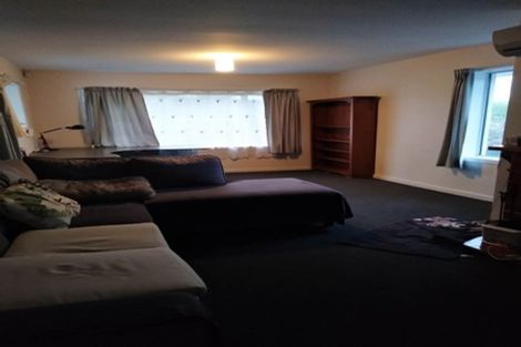 Photo of property in 5 Kyeburn Place, Avonhead, Christchurch, 8042