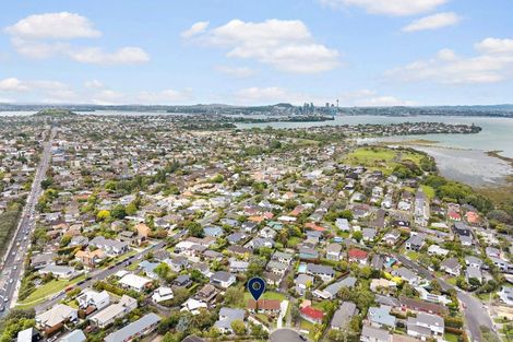 Photo of property in 5 Fifeshire Street, Belmont, Auckland, 0622